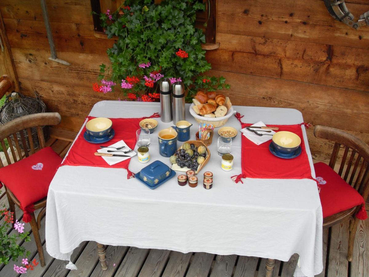 Le Grenier Bed & Breakfast Saint-Paul-en-Chablais ภายนอก รูปภาพ
